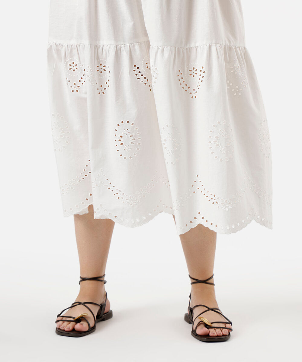 vestido midi com recortes plus size off white