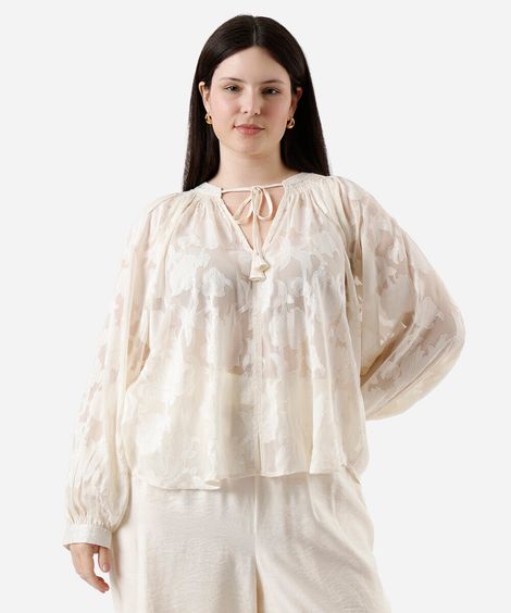 bata feminina em devorê manga longa floral plus size off white