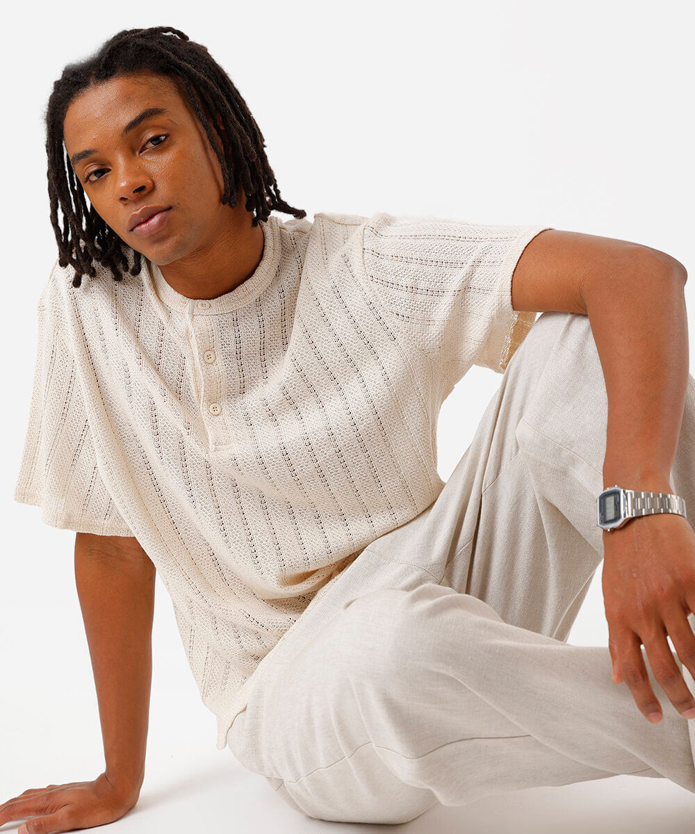 bata masculina de tricot off white