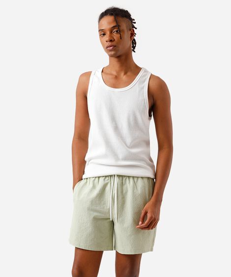 short reto masculino texturizado verde