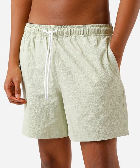 short reto masculino texturizado verde