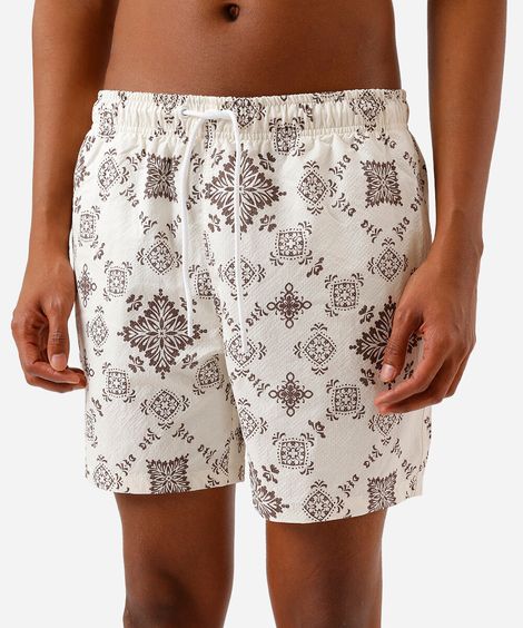 short masculino cós elástico texturizado estampado off white