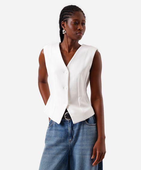 colete feminino decote v com pregas e recorte off white