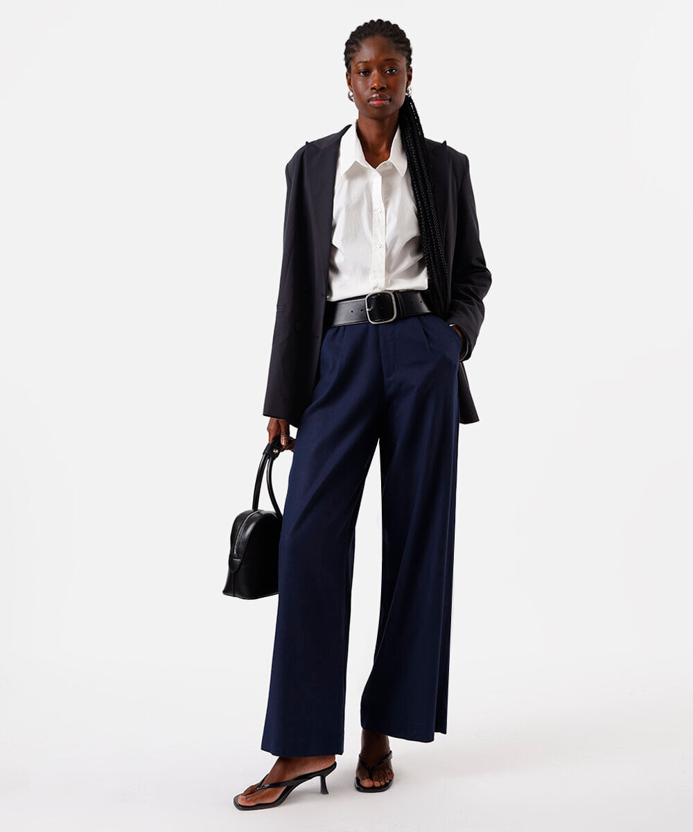 calça de alfaiataria feminina com linho e pregas azul