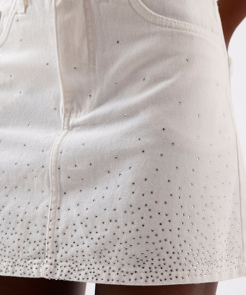 saia curta feminina de sarja com brilhos off white