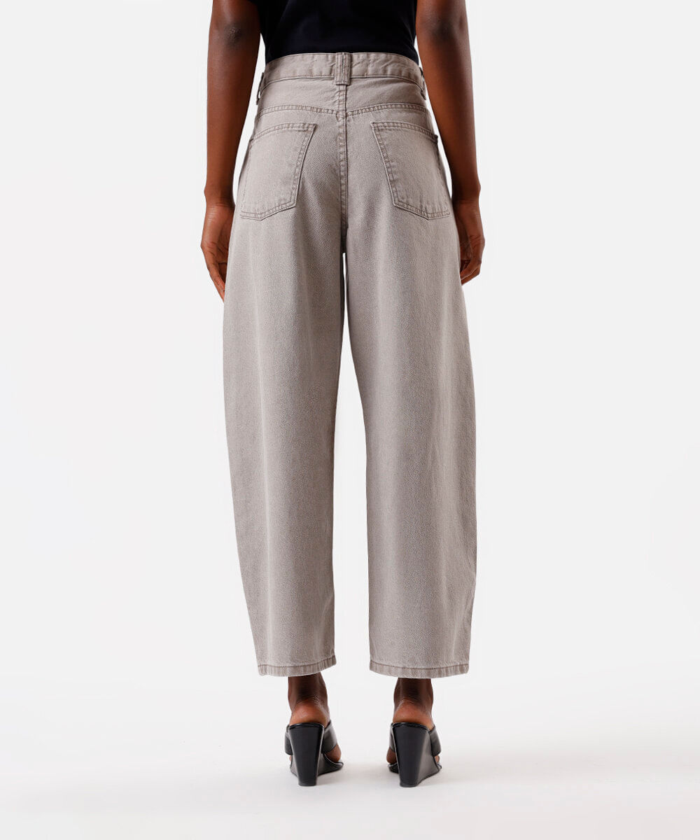 calça baggy feminina de sarja cintura média cinza