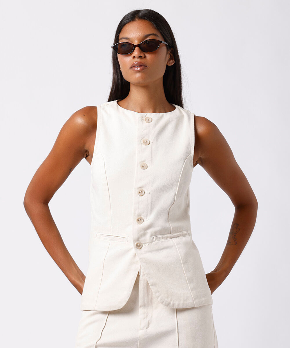 colete feminino de sarja com recortes mindset off white