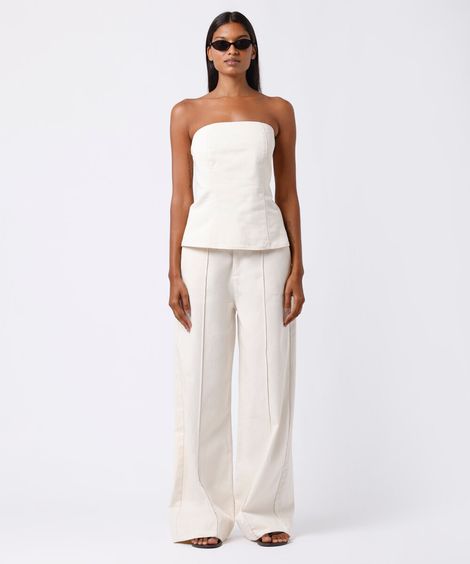 blusa feminina de sarja sem alça com nervuras e fenda mindset off white