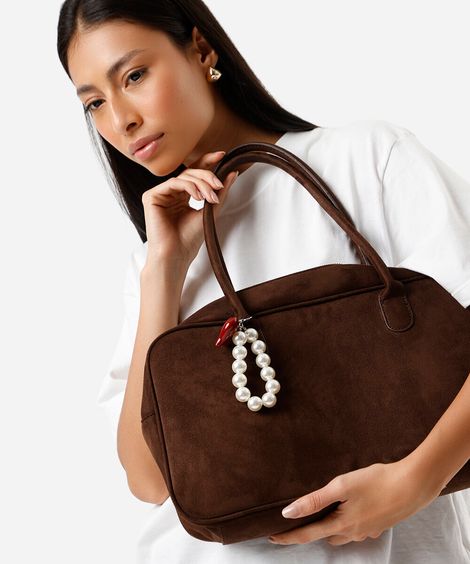 chaveiro bag charm pérolas e coração colorido