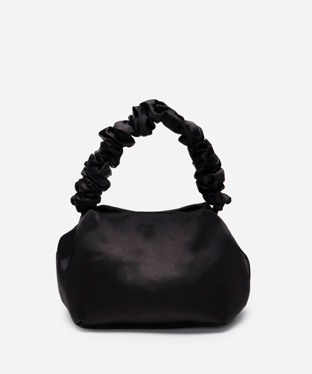 bolsa acetinada com alça franzida preta