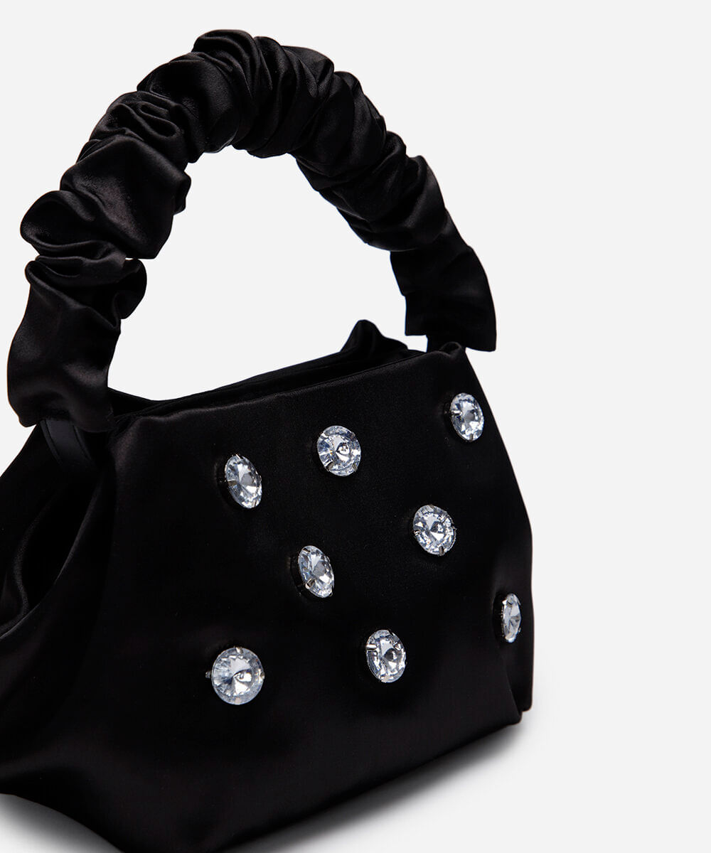 bolsa acetinada com alça franzida preta