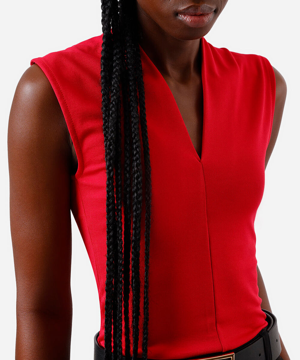 regata feminina com viscose decote v vermelha