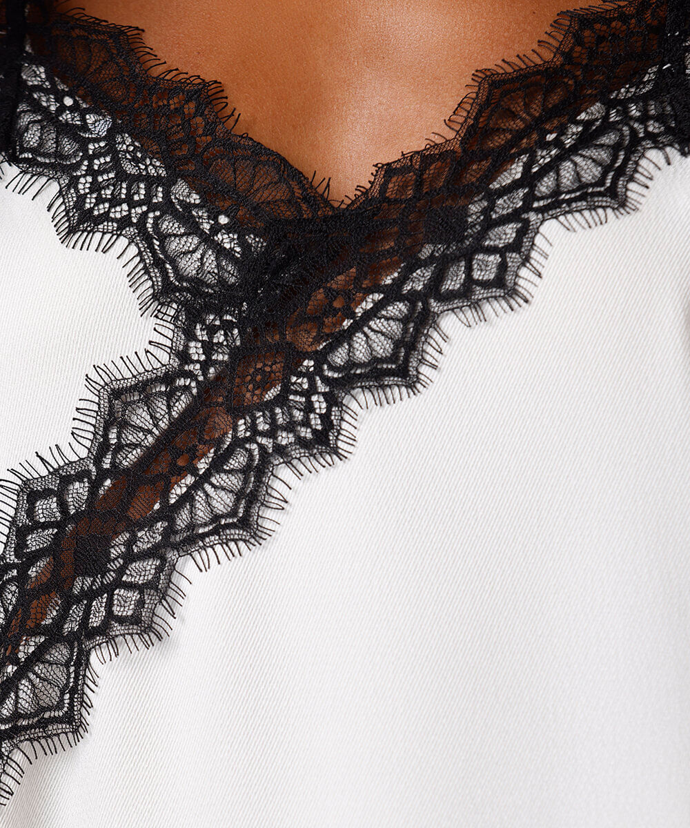 vestido slip dress feminino com renda assimétrico mindset off white