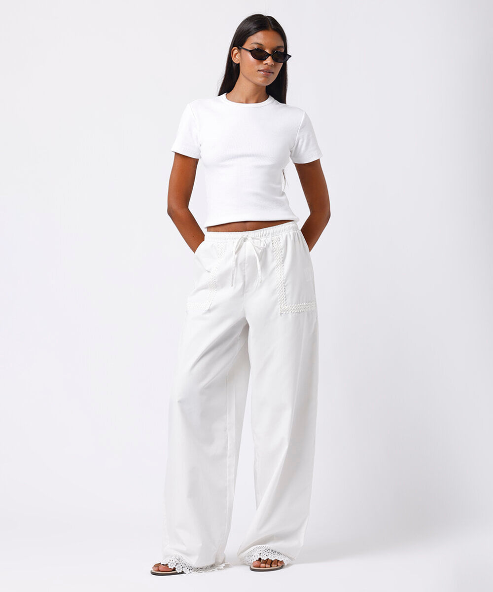 calça reta feminina com renda mindset off white