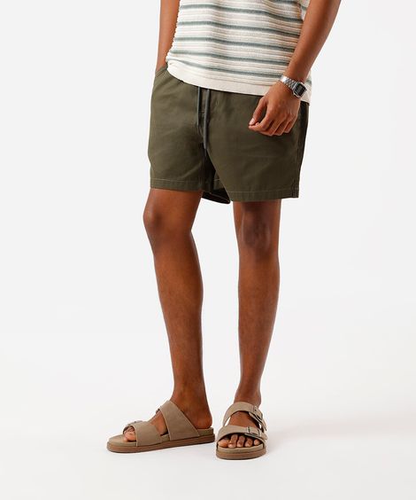 bermuda reta masculina de sarja com elástico verde