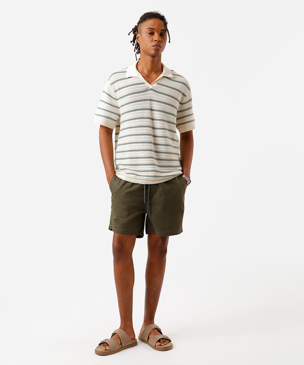 bermuda reta masculina de sarja com elástico verde