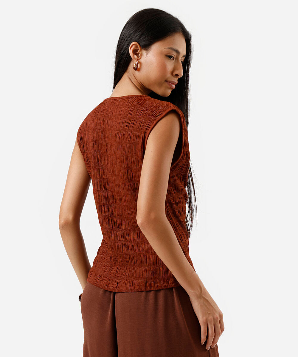 regata feminina texturizada com aviamento laranja