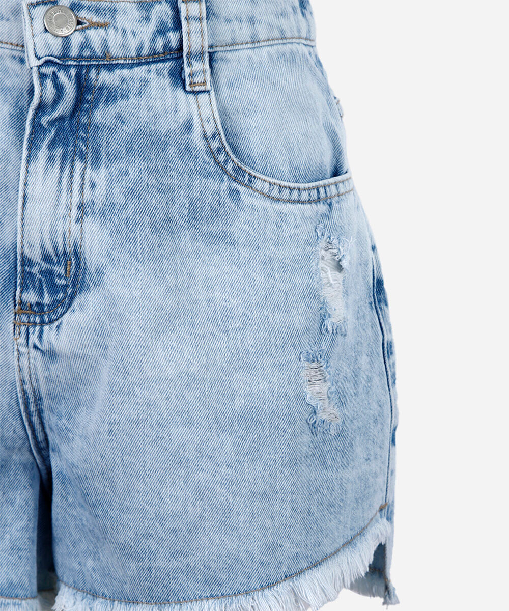 short juvenil de algodão desfiado azul