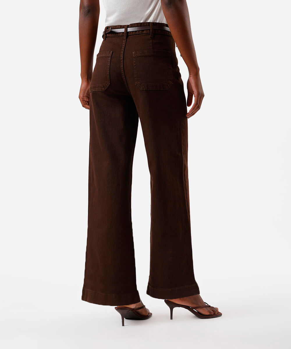 calça wide leg slim feminina de sarja com cinto marrom