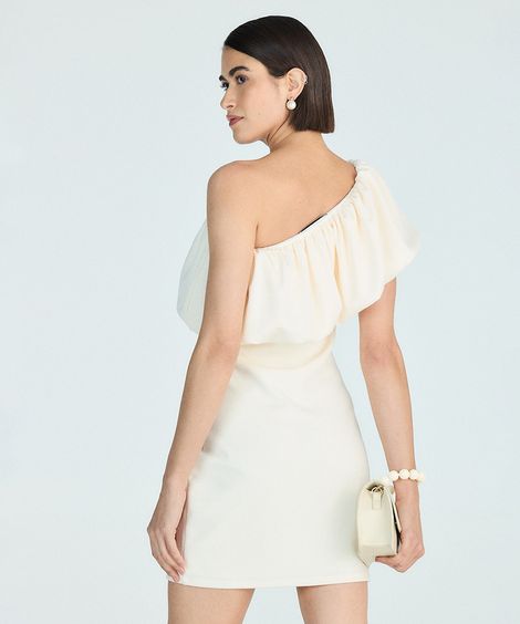 vestido curto feminino ombro único com babado bege