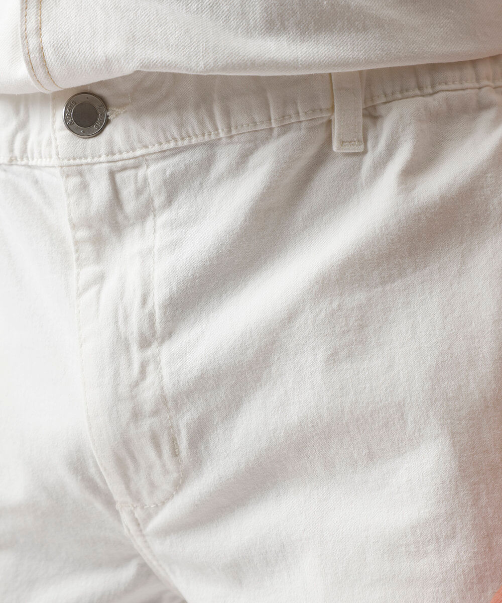 calça slim chino masculina de sarja cós elástico off white