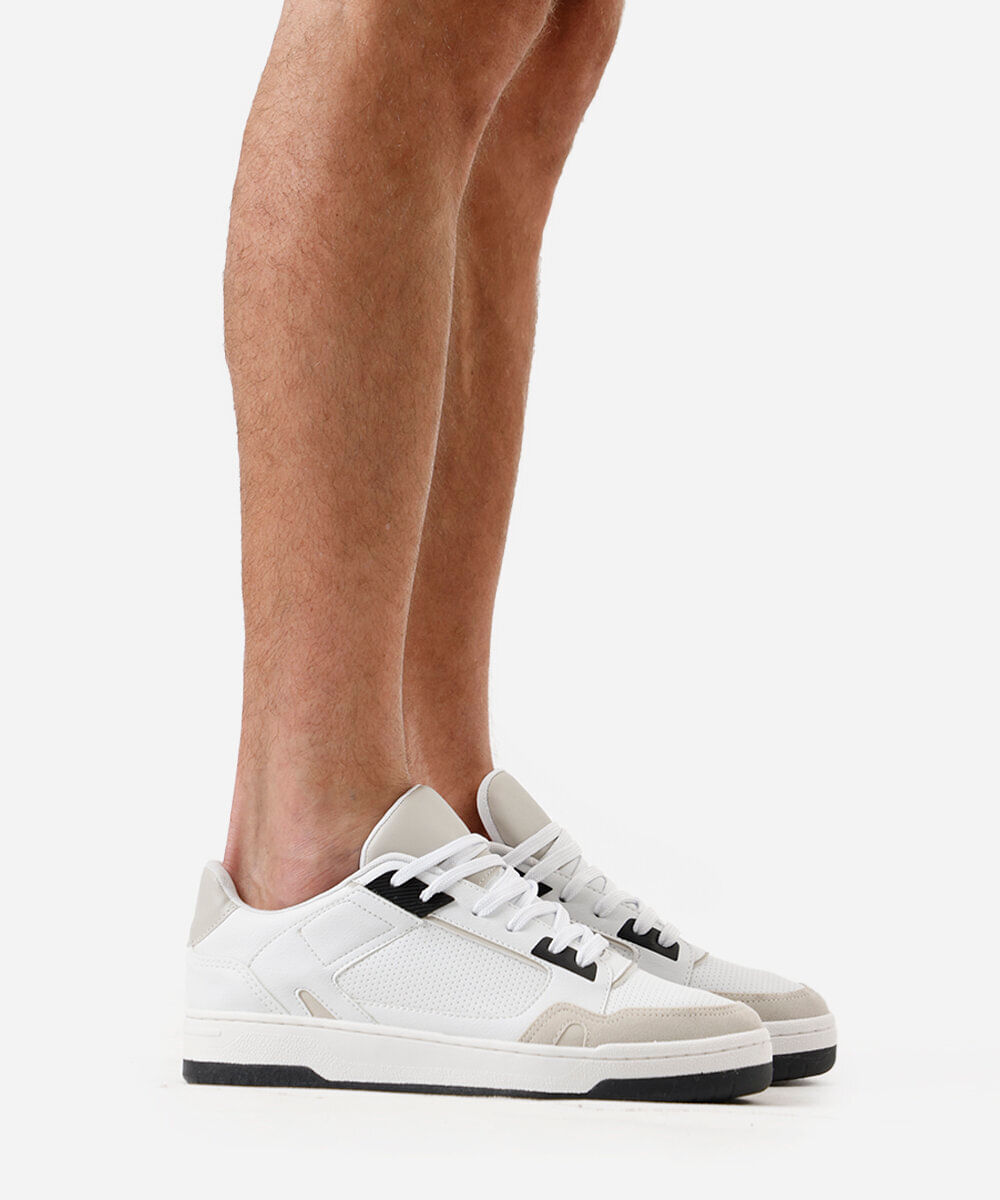 tênis street masculino com recortes branco