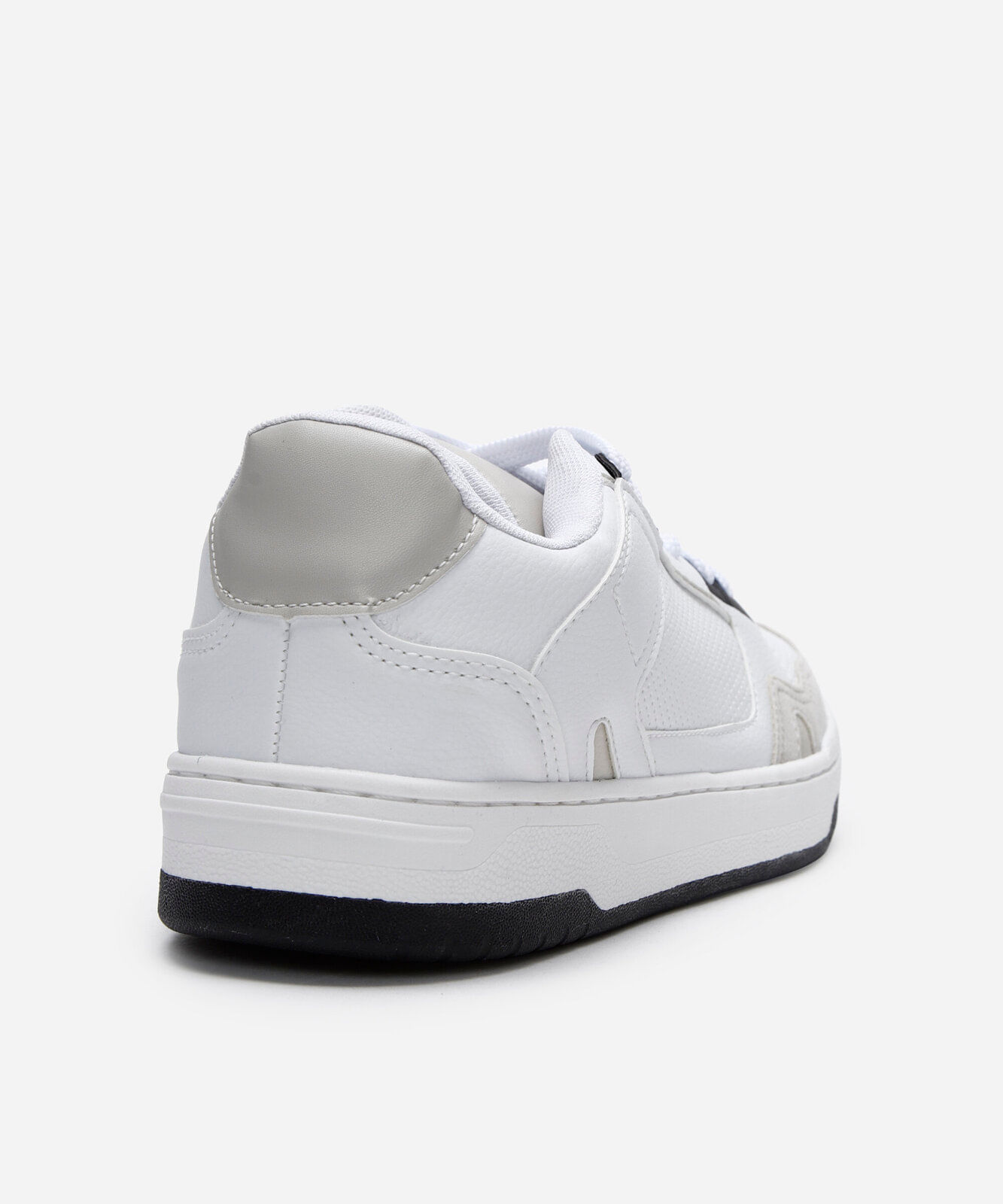 tênis street masculino com recortes branco