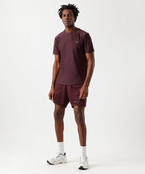 camiseta masculina esportiva com recorte vinho