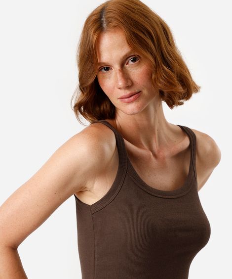 regata alça fina feminina de algodão canelada básica marrom