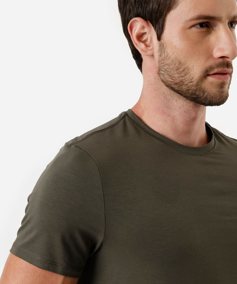 camiseta slim masculina airtech verde