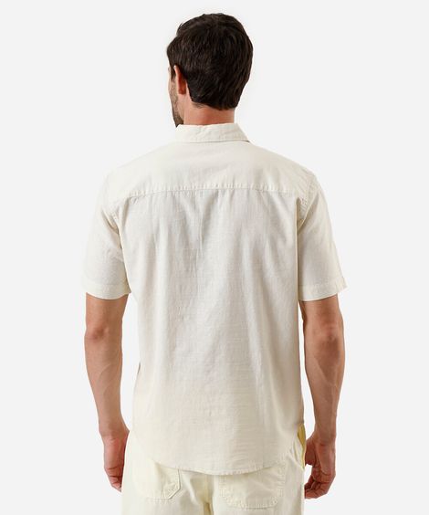 camisa comfort masculina com linho manga curta amarela