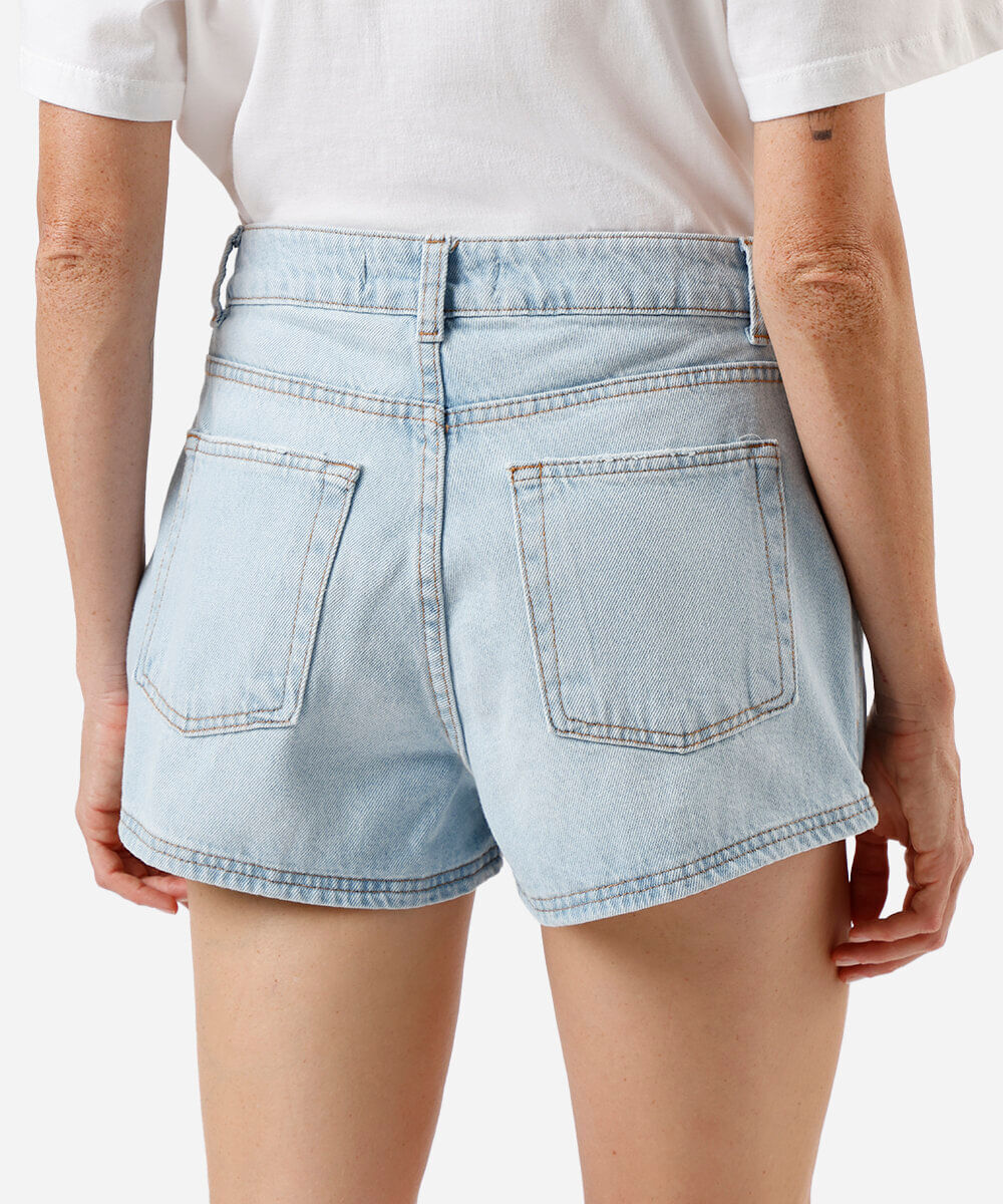 short curto feminino jeans cintura média azul