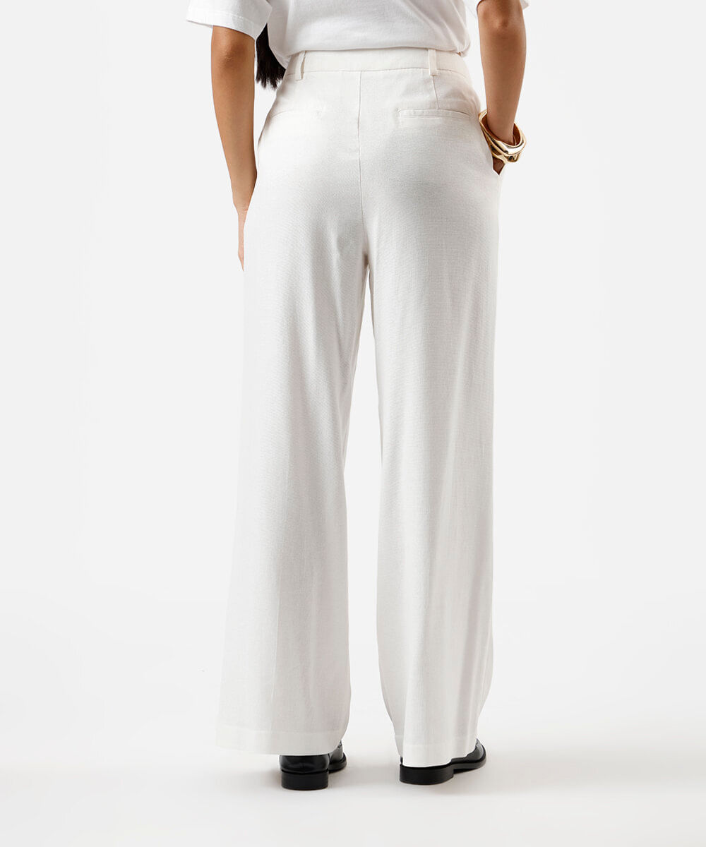 calça wide leg feminina de alfaiataria com linho e pregas off white