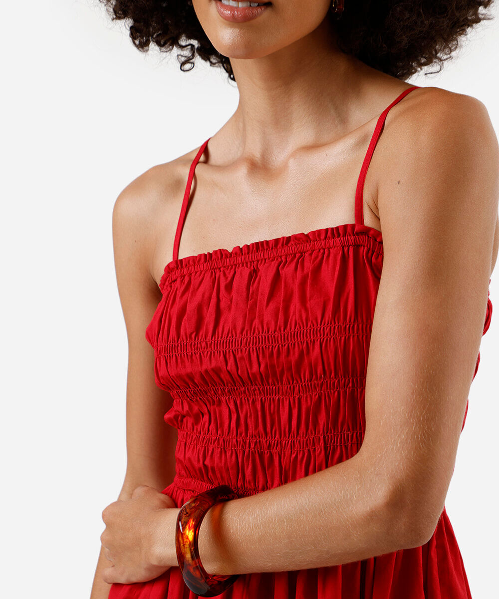 vestido evasê feminino com pregas vermelho