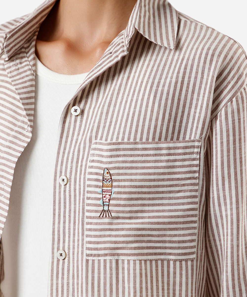 camisa oversized feminina com algodão listrada marrom