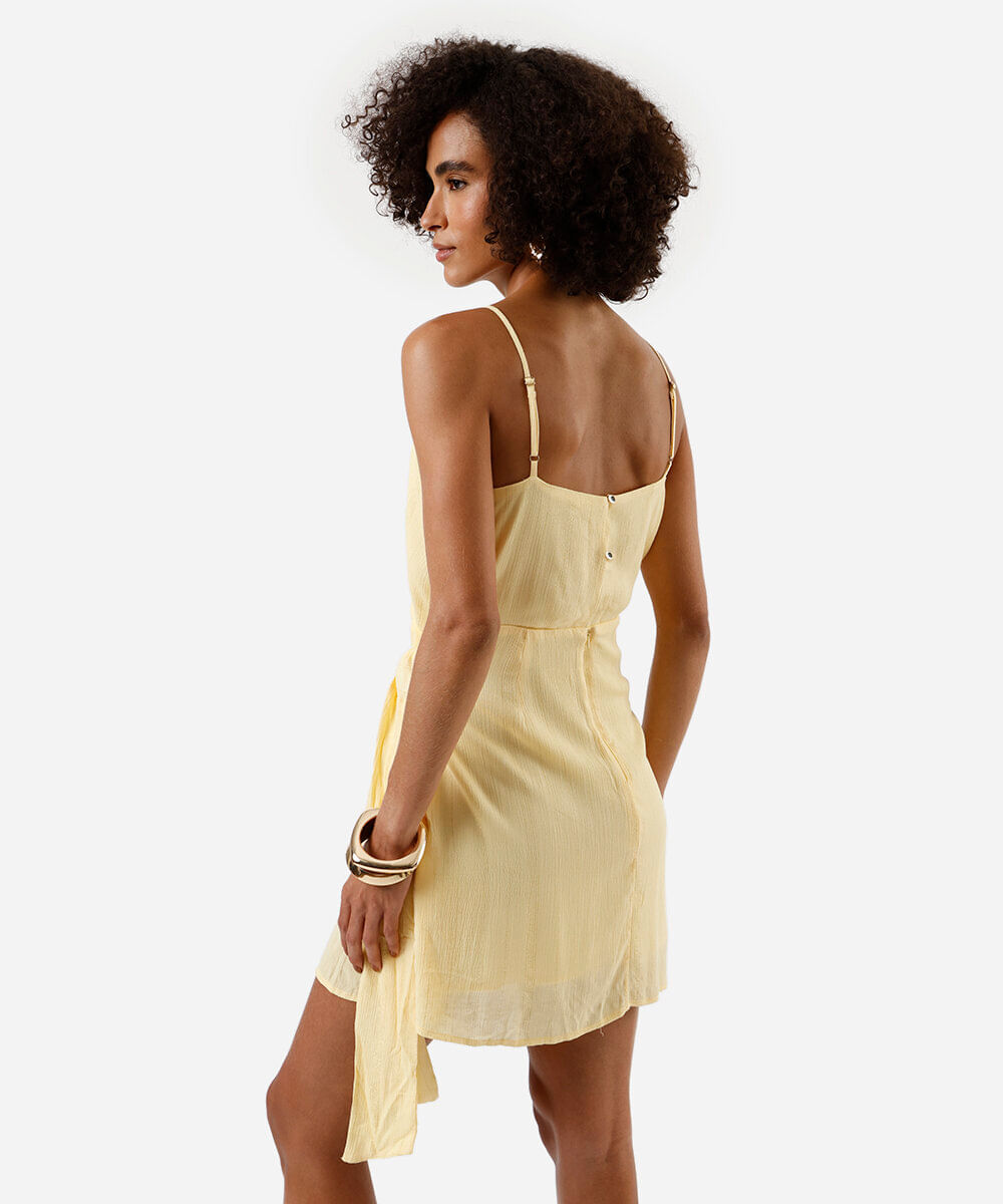 vestido curto de viscose com lurex listrado amarelo