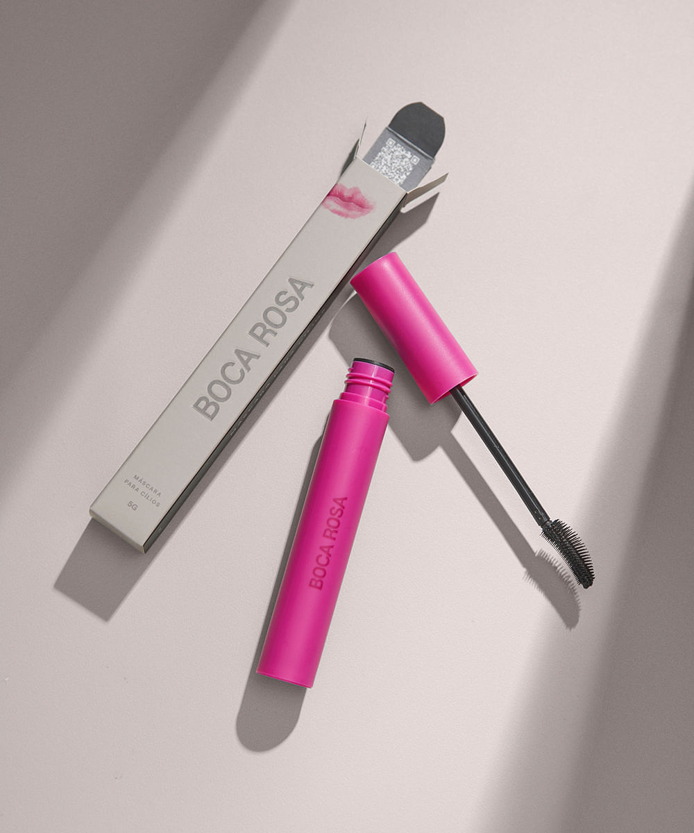 máscara para cílios boca rosa preta