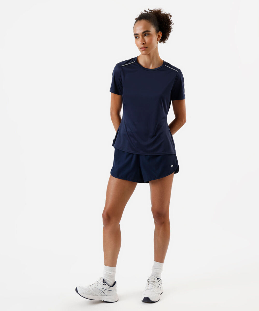 camiseta feminina com refletivo no ombro azul