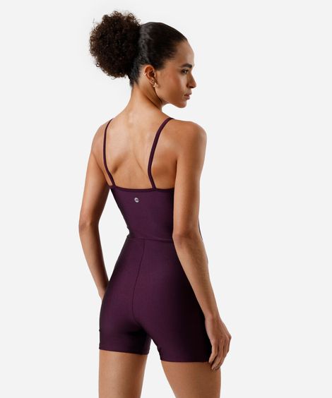 macaquinho feminino esportivo com bolso roxo
