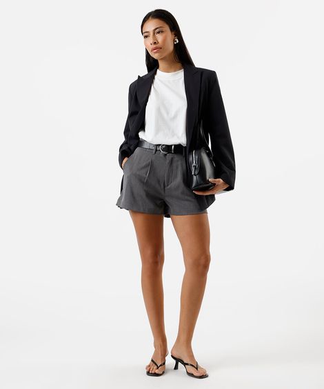 short de alfaiataria feminino com pregas cinza