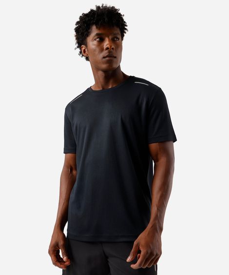 camiseta masculina esportiva quadriculada preta