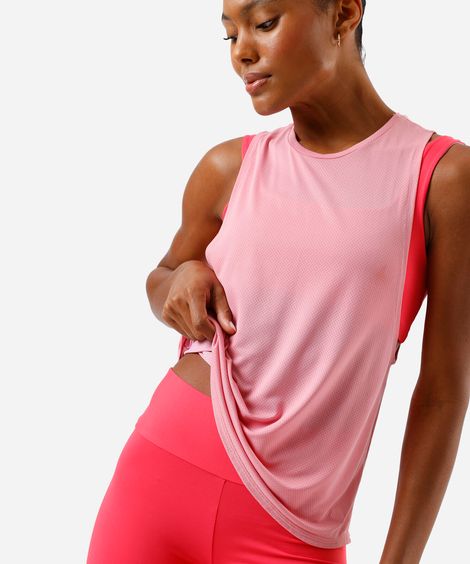 regata esportiva cavada com abertura rosa