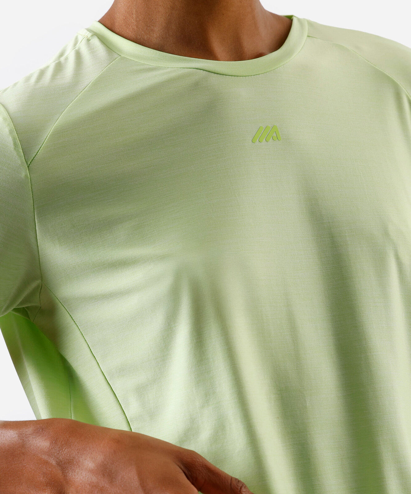 camiseta esportiva feminina de poliamida respirável verde