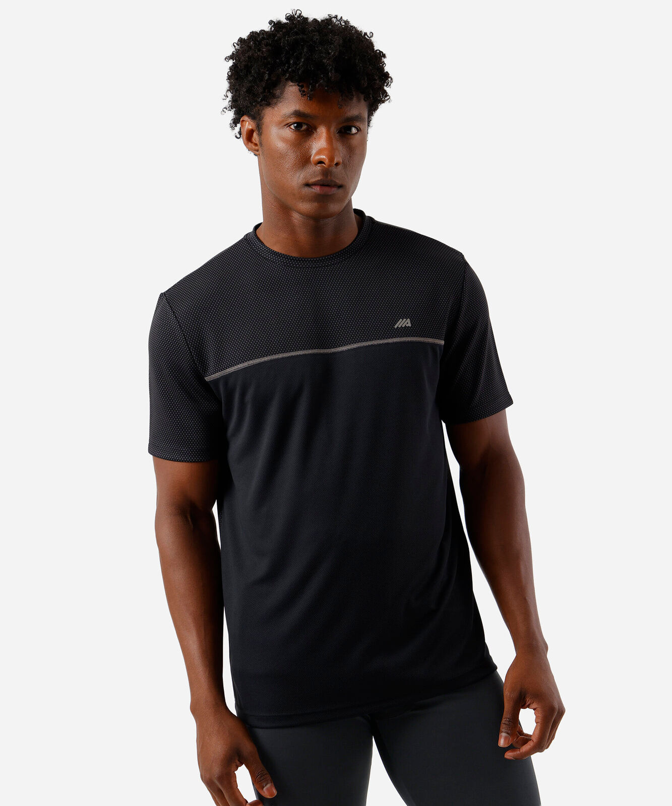 camiseta masculina recorte preta
