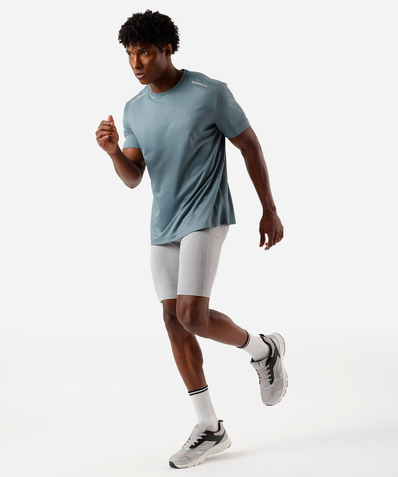 bermuda esportiva masculina de compressão cinza