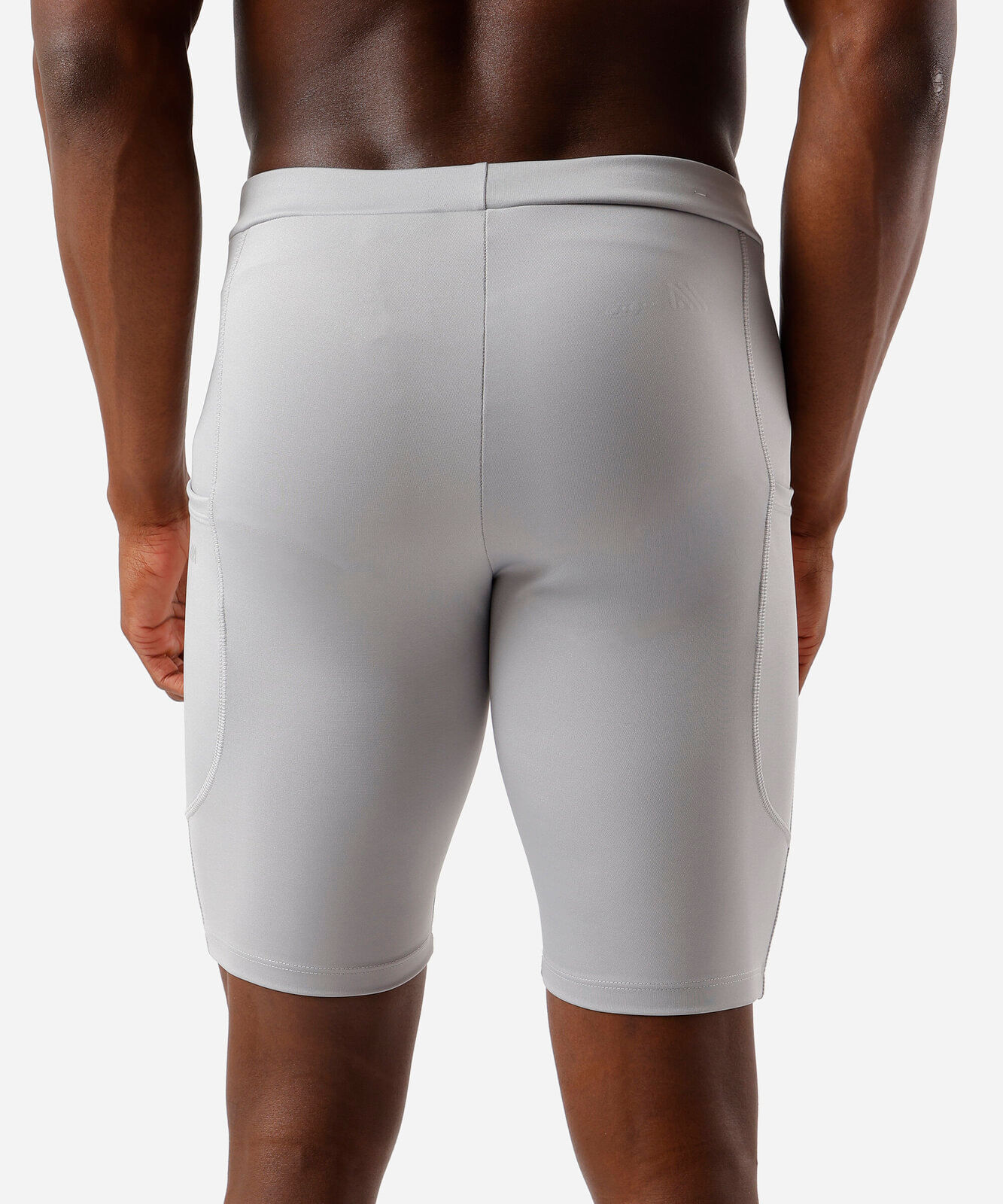 bermuda esportiva masculina de compressão cinza