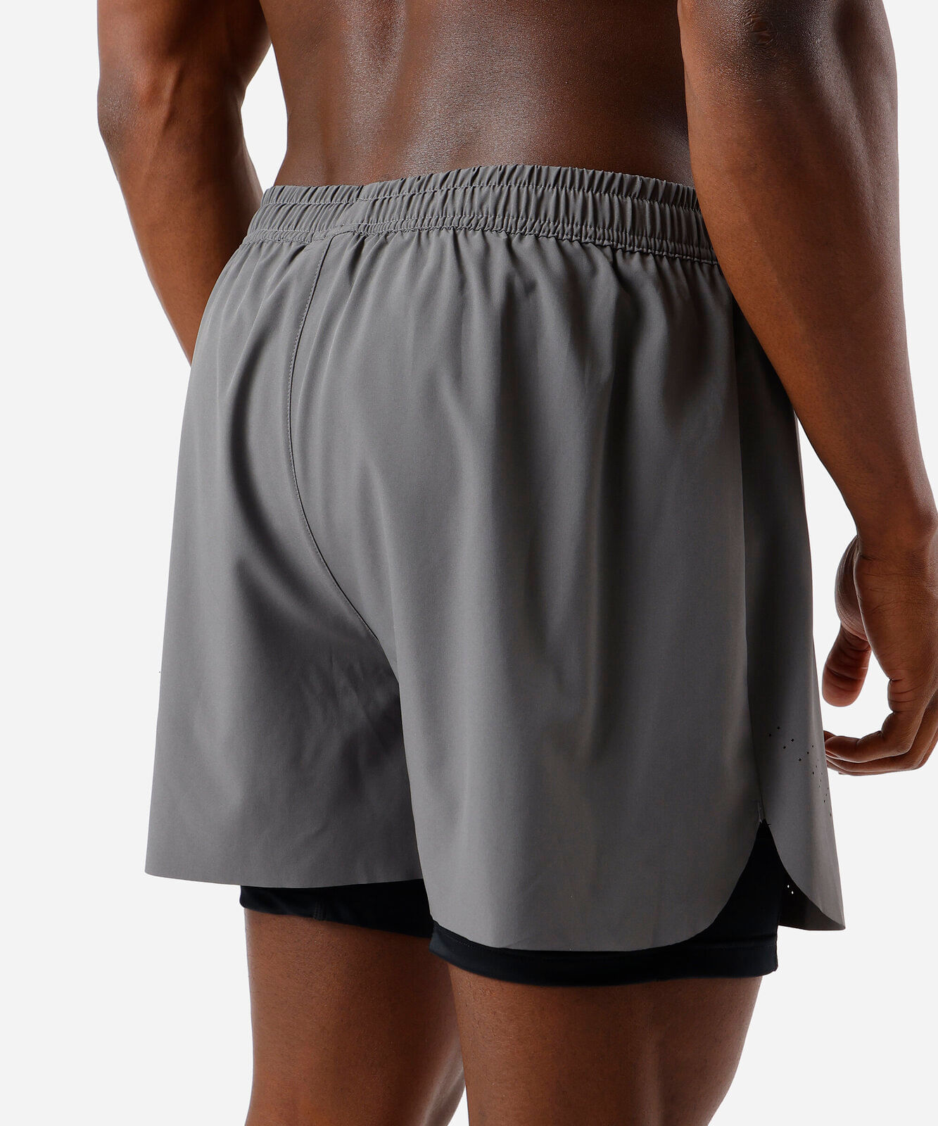 short masculino esportivo com compressão cinza