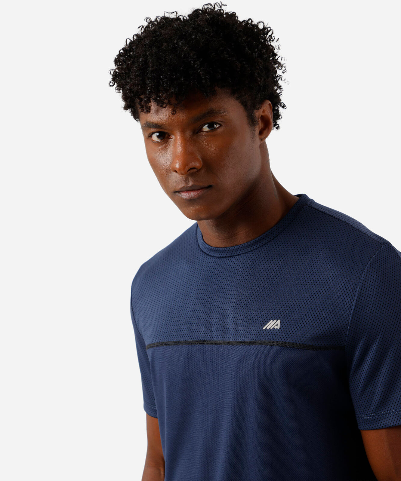 camiseta masculina recorte azul