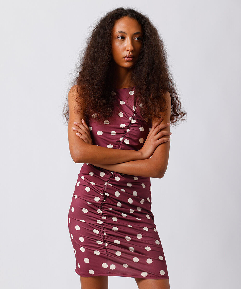 vestido curto feminino franzido poá mindset vinho