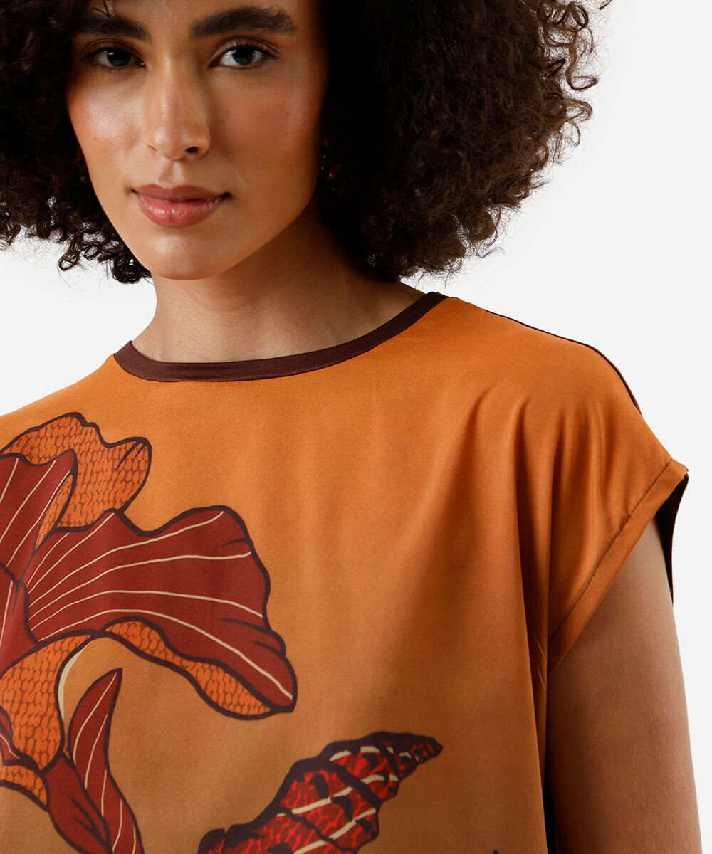 blusa feminina de viscose folhagens vinho